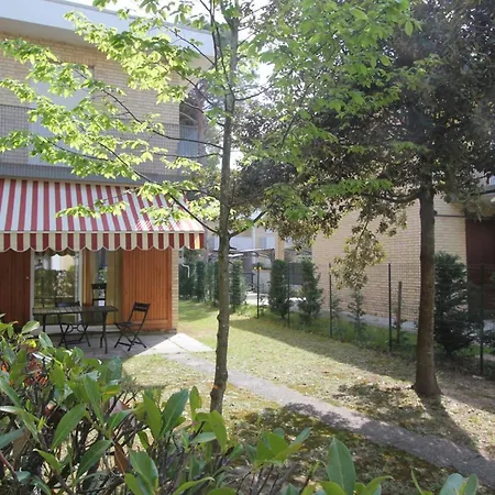 Terraced House With Garden *